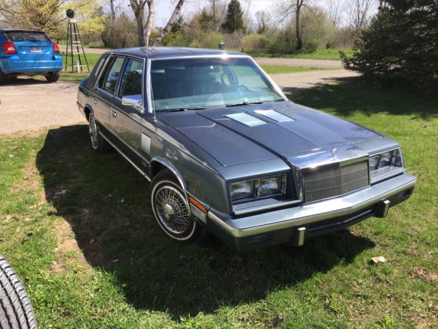 1984 Chrysler New Yorker