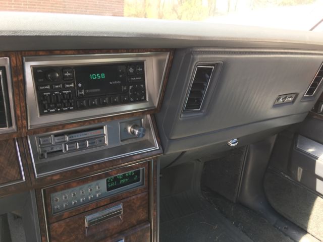 1984 Chrysler New Yorker - photo 4