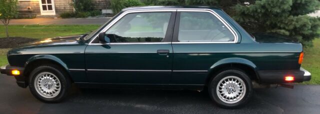1984 BMW 3-Series Solid base e30 coupe - photo 2