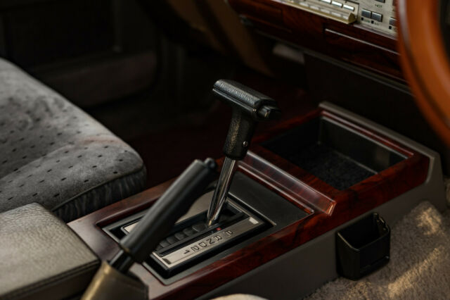 1980 Nissan Gloria - photo 11