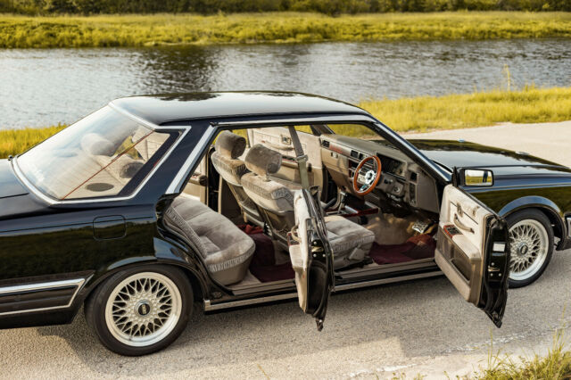 1980 Nissan Gloria - photo 3