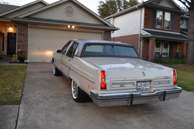 1984 Oldsmobile Ninety-Eight Regency - photo 9
