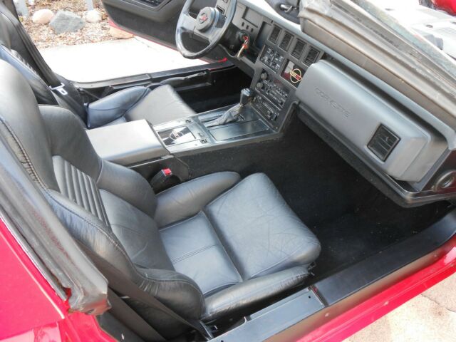1984 Chevrolet Corvette - photo 2