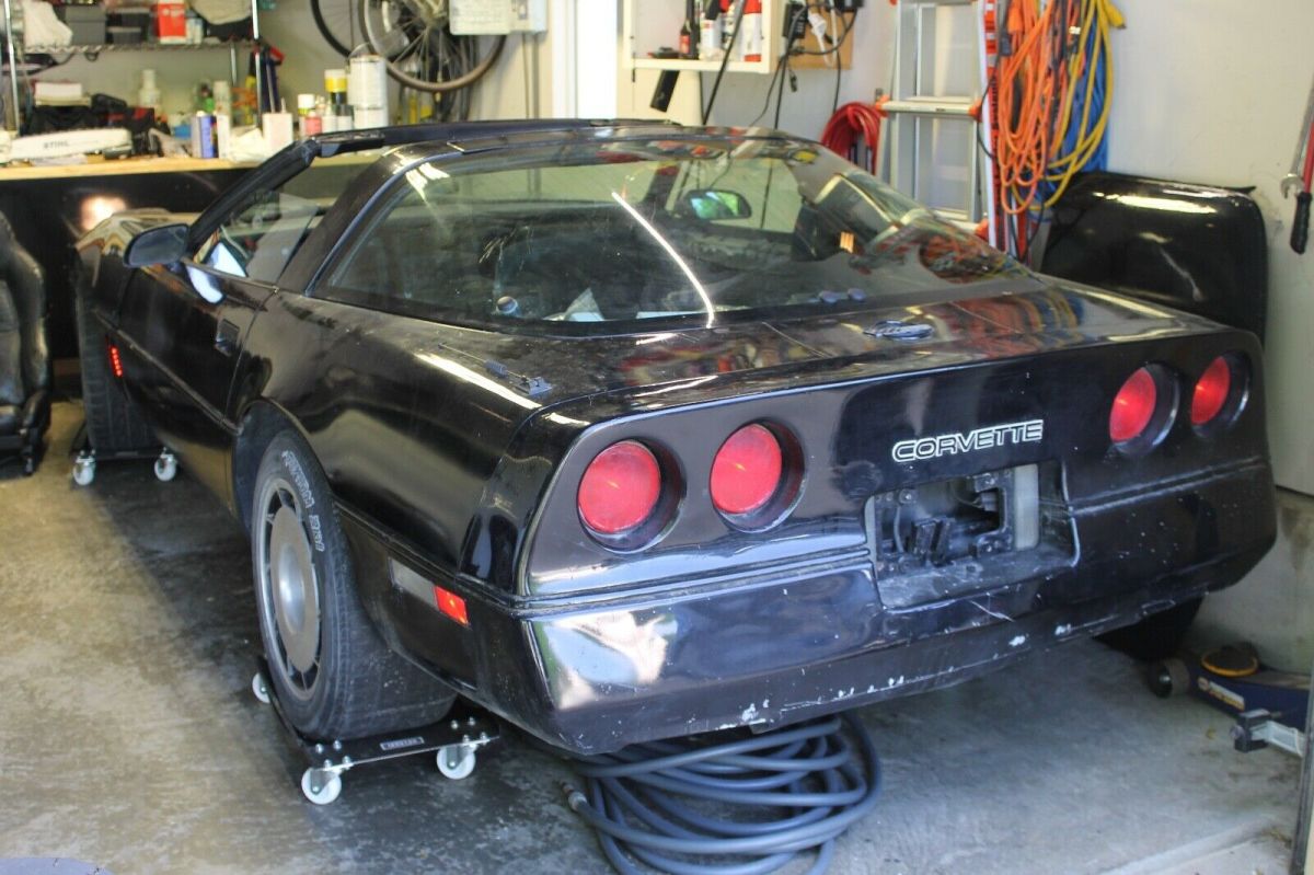 1984 Chevrolet Corvette - photo 3