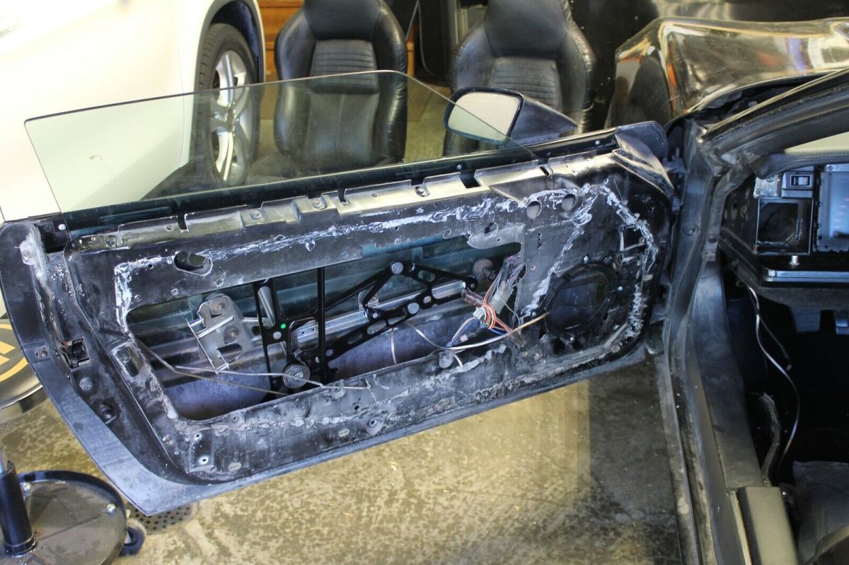 1984 Chevrolet Corvette - photo 7