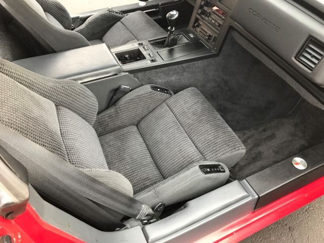 1984 Chevrolet Corvette - photo 6