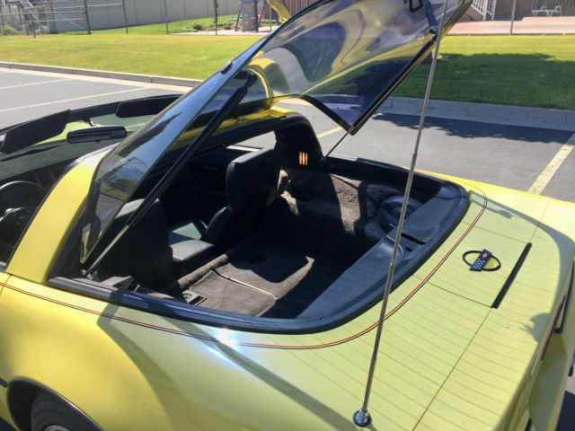 1984 Chevrolet Corvette COUPE - photo 4