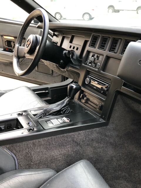 1984 Chevrolet Corvette - photo 7