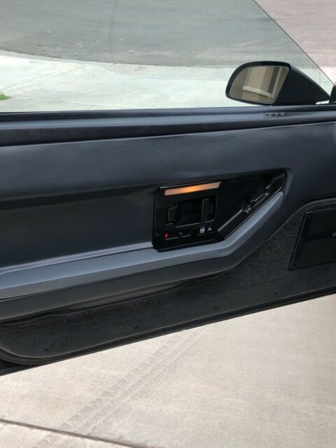 1984 Chevrolet Corvette - photo 9