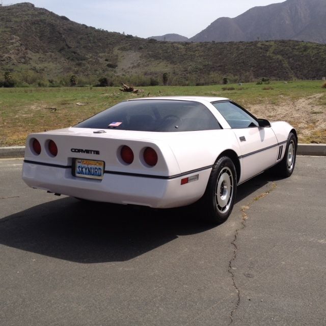 1984 Chevrolet Corvette Custom Pearl White - photo 8