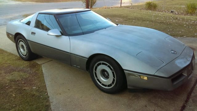 1984 Chevrolet Corvette Base - photo 2