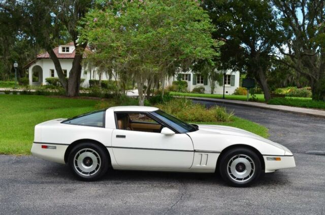 1984 Chevrolet Corvette 2-Door Hatchback Coupe W/9K Miles - photo 7