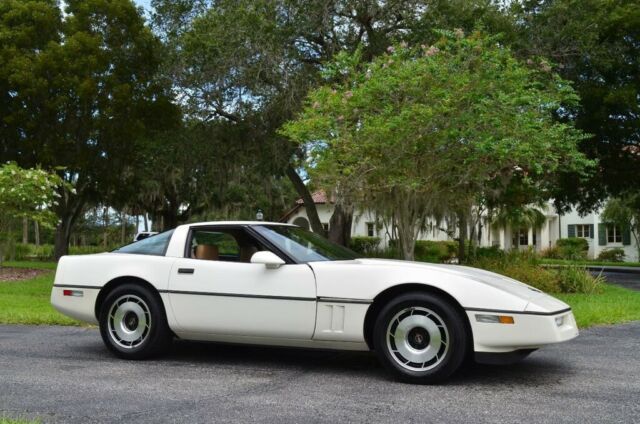 1984 Chevrolet Corvette 2-Door Hatchback Coupe W/9K Miles - photo 8