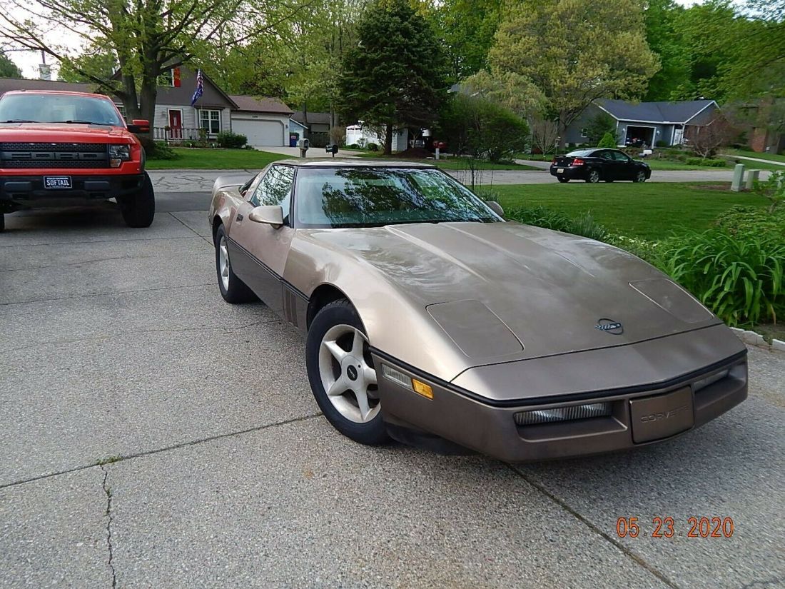 1984 Chevrolet Corvette - photo 3