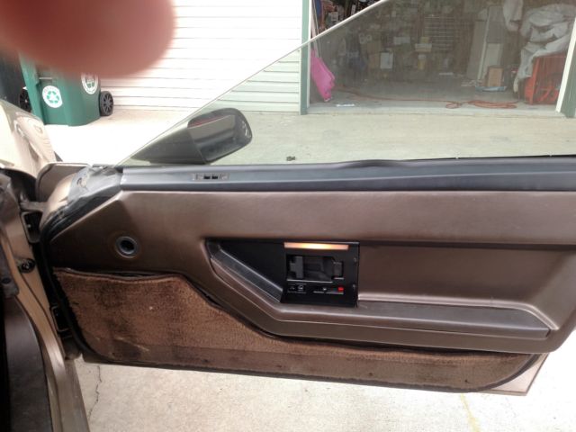 1984 Chevrolet Corvette - photo 12