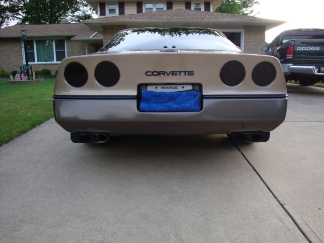 1984 Chevrolet Corvette - photo 3