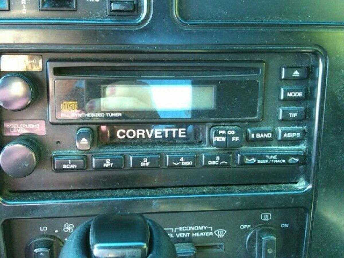 1984 Chevrolet Corvette Black - photo 7