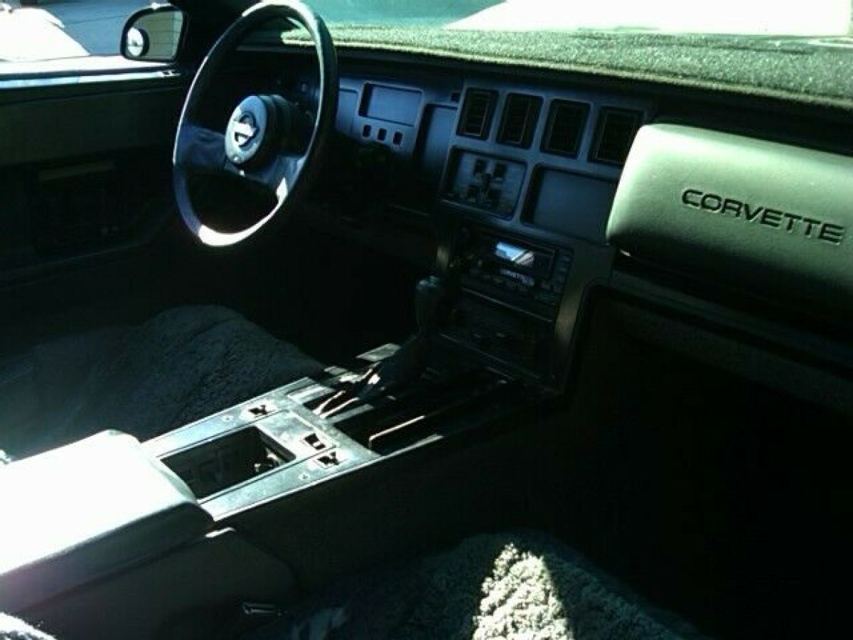 1984 Chevrolet Corvette Black - photo 9