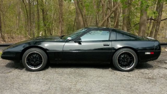 1984 Chevrolet Corvette C4 - photo 2