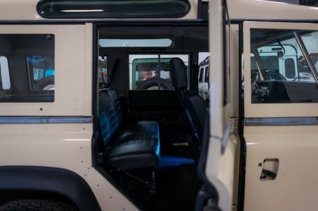 1984 Land Rover Defender 5 Door - photo 11