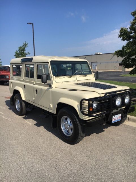 1984 Land Rover Defender 5 Door - photo 13