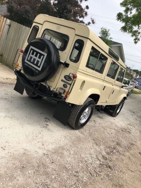 1984 Land Rover Defender 5 Door - photo 6