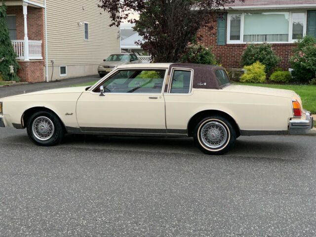 1984 Oldsmobile Eighty-Eight brougham - photo 3