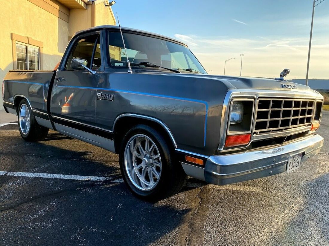1984 DODGE D-150 RAM REG CAB 4X2 - 36 YEARS SAME FAMILY OWNED - A TRUE 1 OWNER 1984 Dodge Other Pickups D-150 RAM - RARE CUSTOM ORDER - HAVE BUILD SHEET