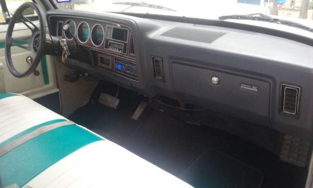 1984 Dodge Other Pickups - photo 9