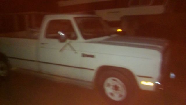 1984 Dodge Other Pickups Base Standard Cab Pickup 2-Door - photo 3