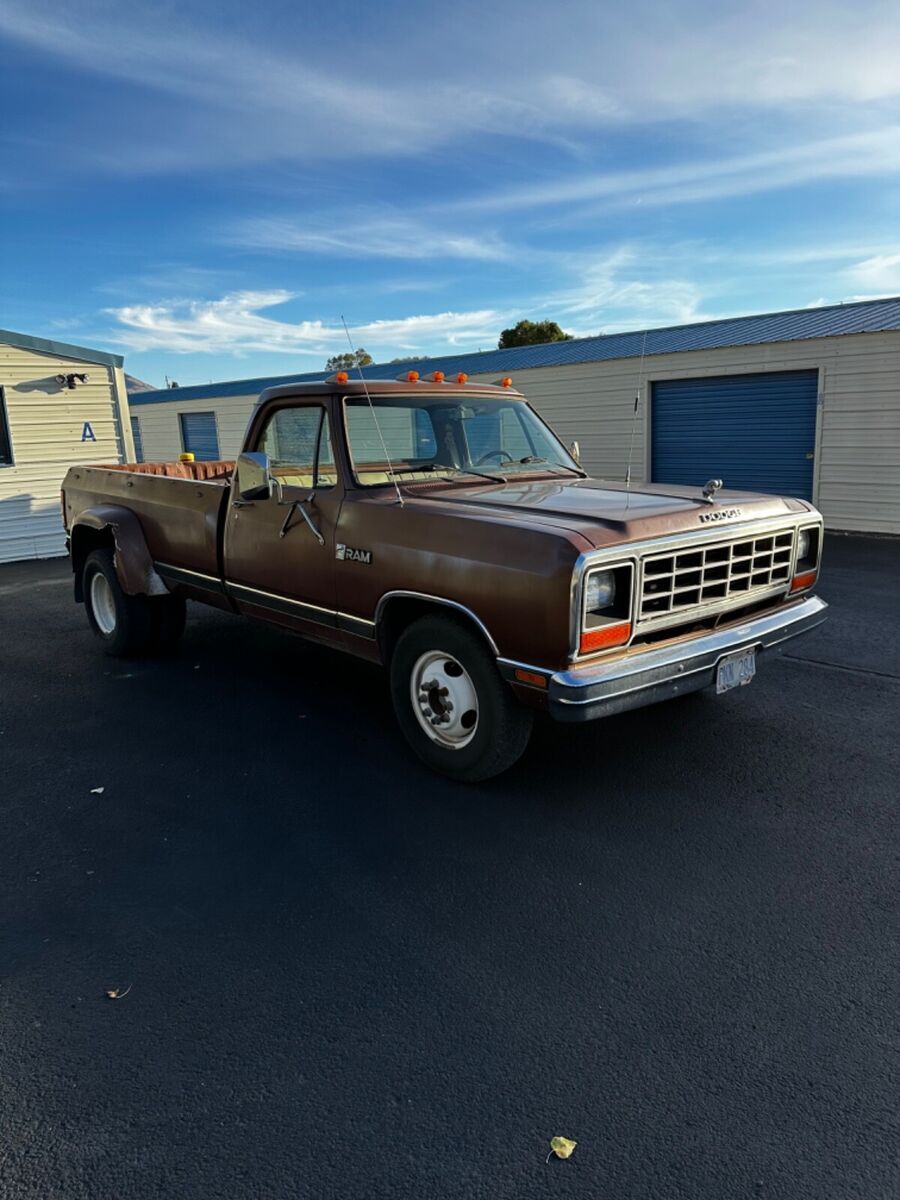 1984 Dodge D-350 - photo 12