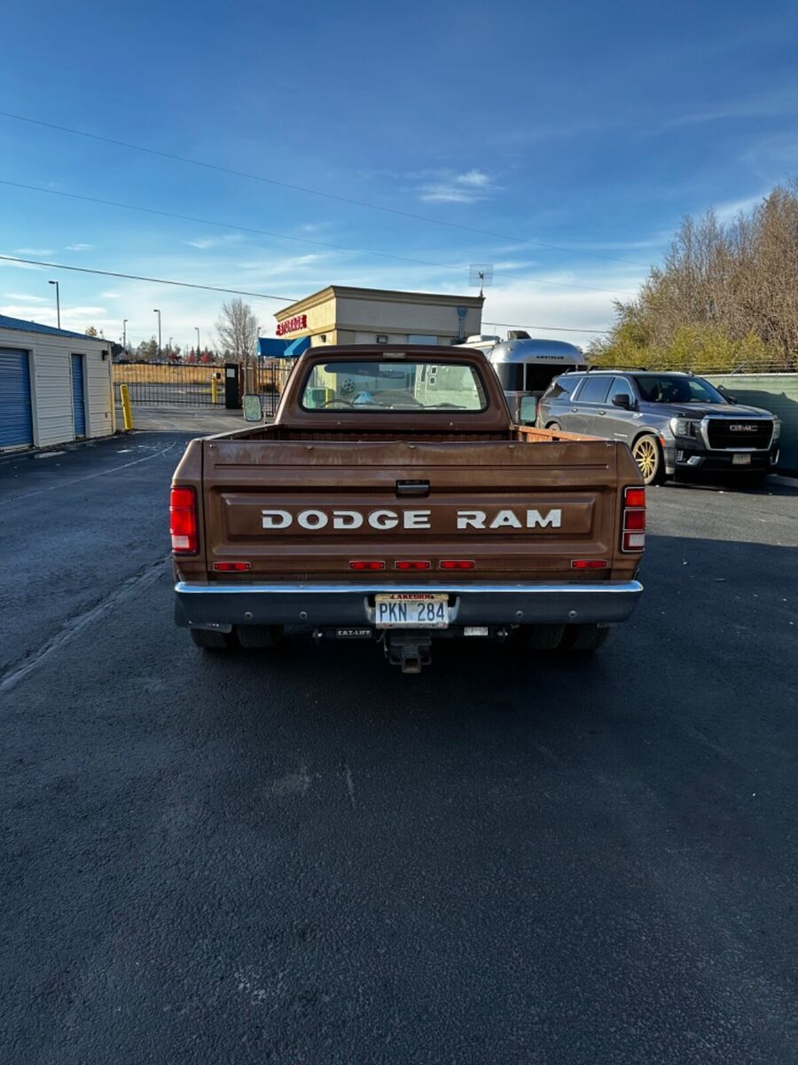 1984 Dodge D-350 - photo 5