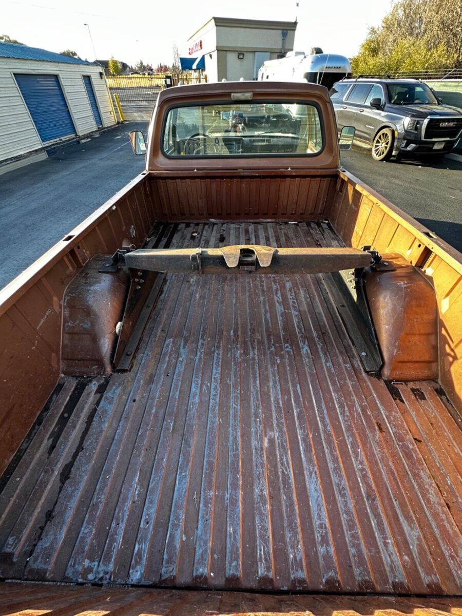 1984 Dodge D-350 - photo 7