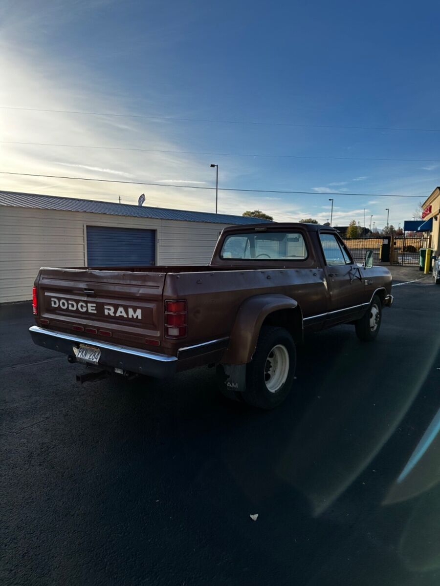 1984 Dodge D-350 - photo 8