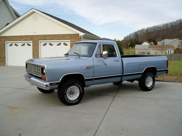 1984 Dodge Other Pickups Power Ram D150 Custom 4x4 - photo 2