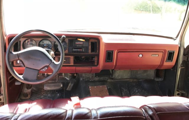 1984 Dodge Ram 3500 - photo 3