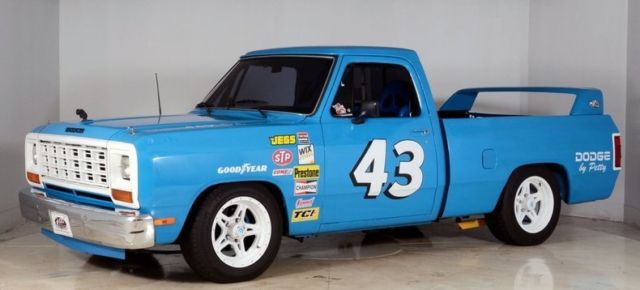 1984 Dodge Ram 100 440 V8 with over 500 Hp Truck is Super Fast & fun 1 of a kind 1984 Dodge Ram 1500 500+ HP