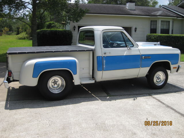1984 Dodge Other Pickups - photo 2