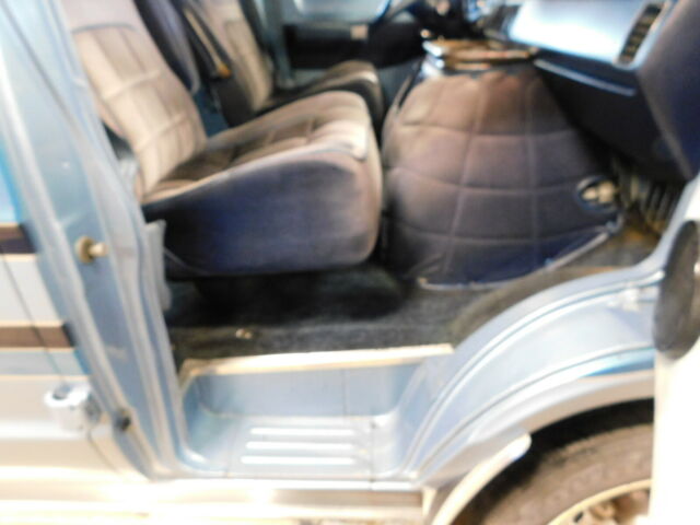 1984 Dodge Ram Van - photo 8