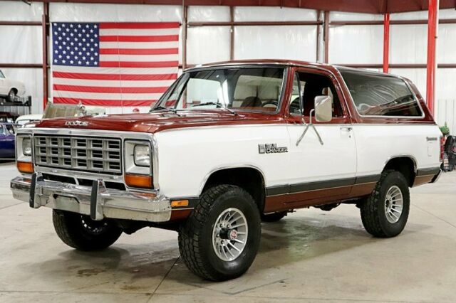 1984 Dodge Ramcharger 32280 Miles Two Tone Garnet Red/White SUV 5.9L V8 Automat 1984 Dodge Ramcharger --