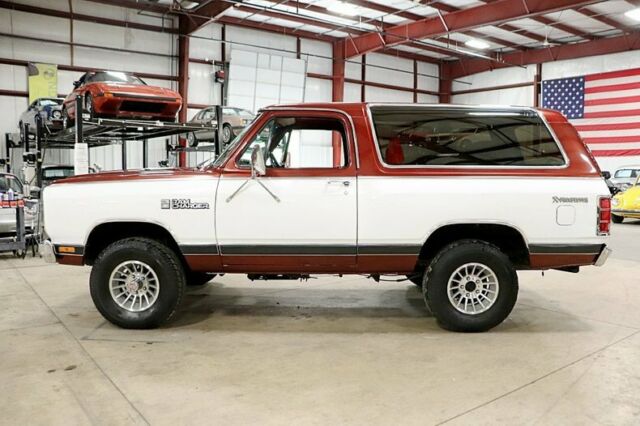1984 Dodge Ramcharger -- - photo 2