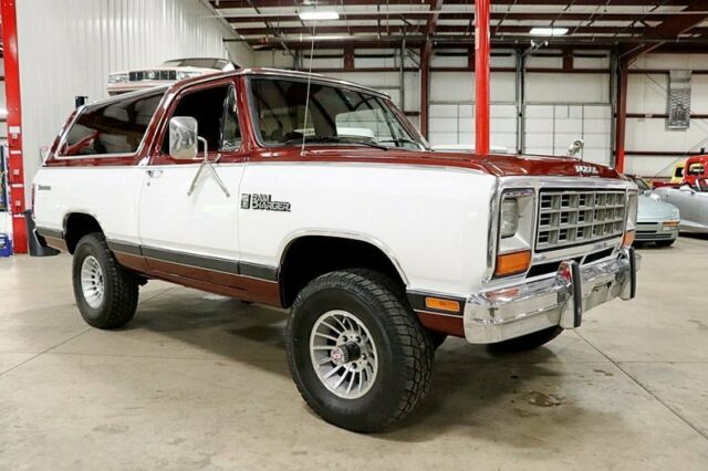 1984 Dodge Ramcharger -- - photo 7