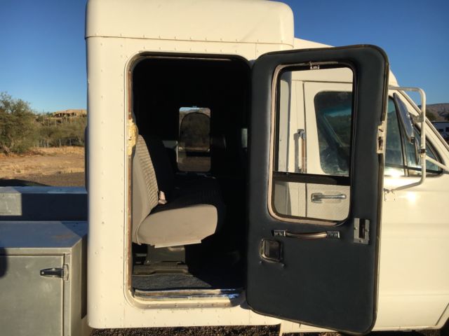 1984 Ford E-Series Van Conversion - photo 9