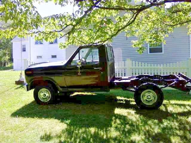 1984 F150 4x4 stepside 302 v8 auto 1984 Ford F-150