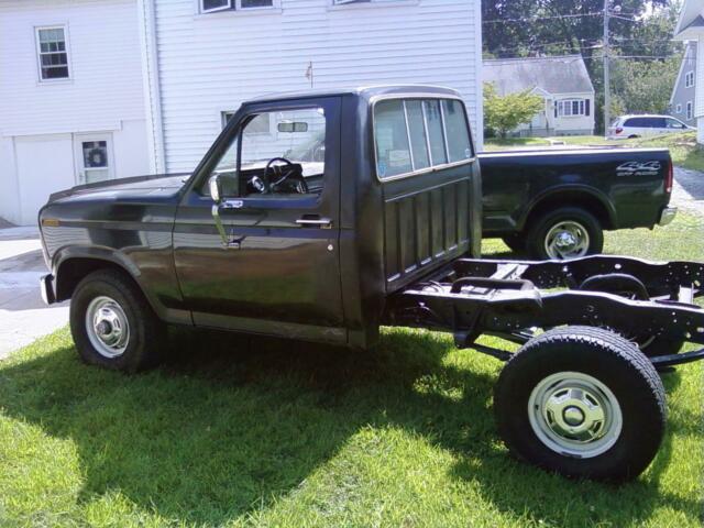 1984 Ford F-150 - photo 4