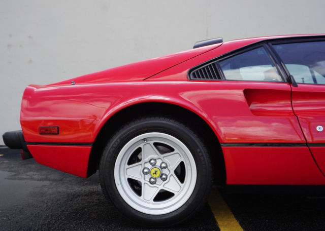 1984 Ferrari 308 GTB - photo 9