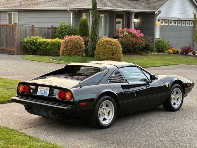 1984 Ferrari 308 GTS QUATTRO - photo 4