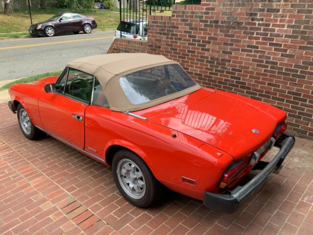1984 Fiat 124 Spider Normal - photo 12