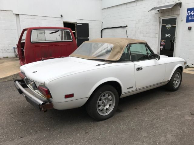 1984 Fiat 2000 Spider Pininfarina - photo 2
