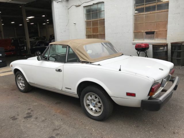 1984 Fiat 2000 Spider Pininfarina - photo 3